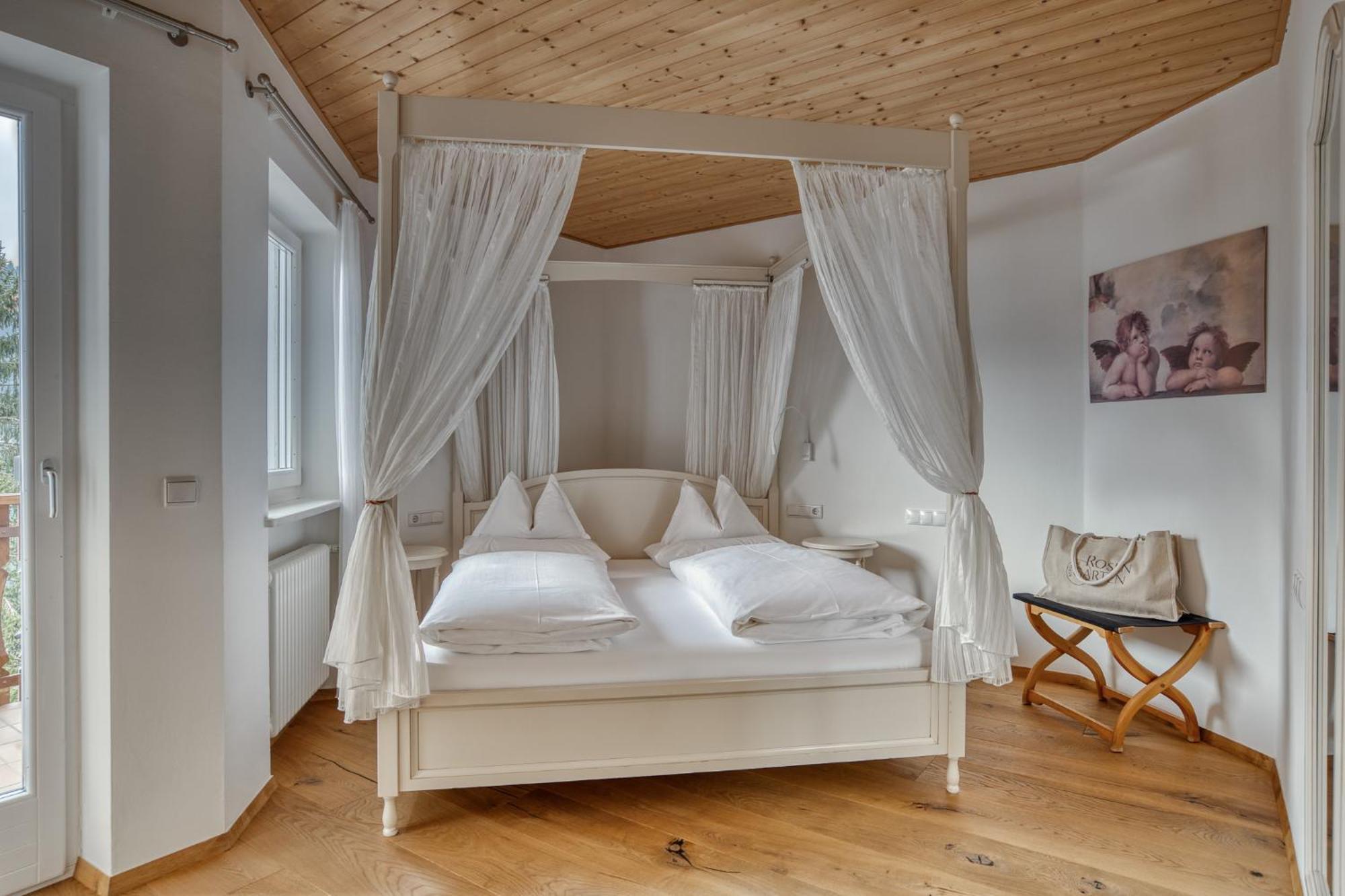 Hotel Berghaus Rosengarten Nova Levante Pokoj fotografie